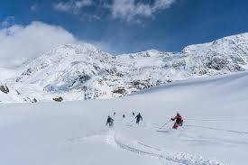 SCI MADE IN ITALY, UNA FILIERA CHE CORRE VELOCE SUI MERCATI ESTERI